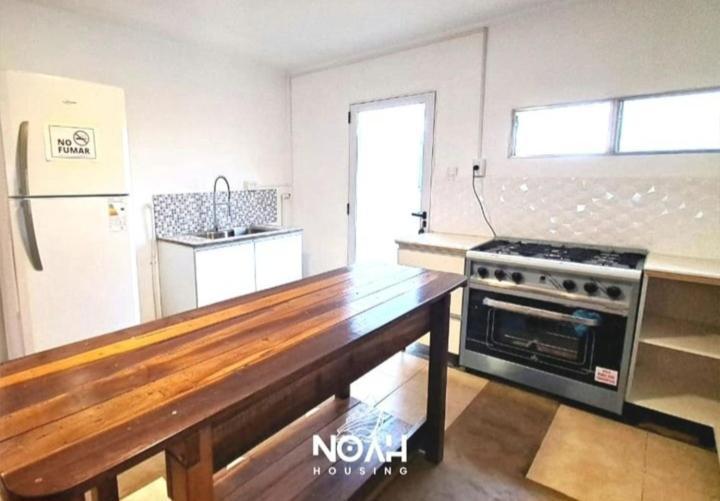 הוסטל סנטו טומה Noah Housing מראה חיצוני תמונה